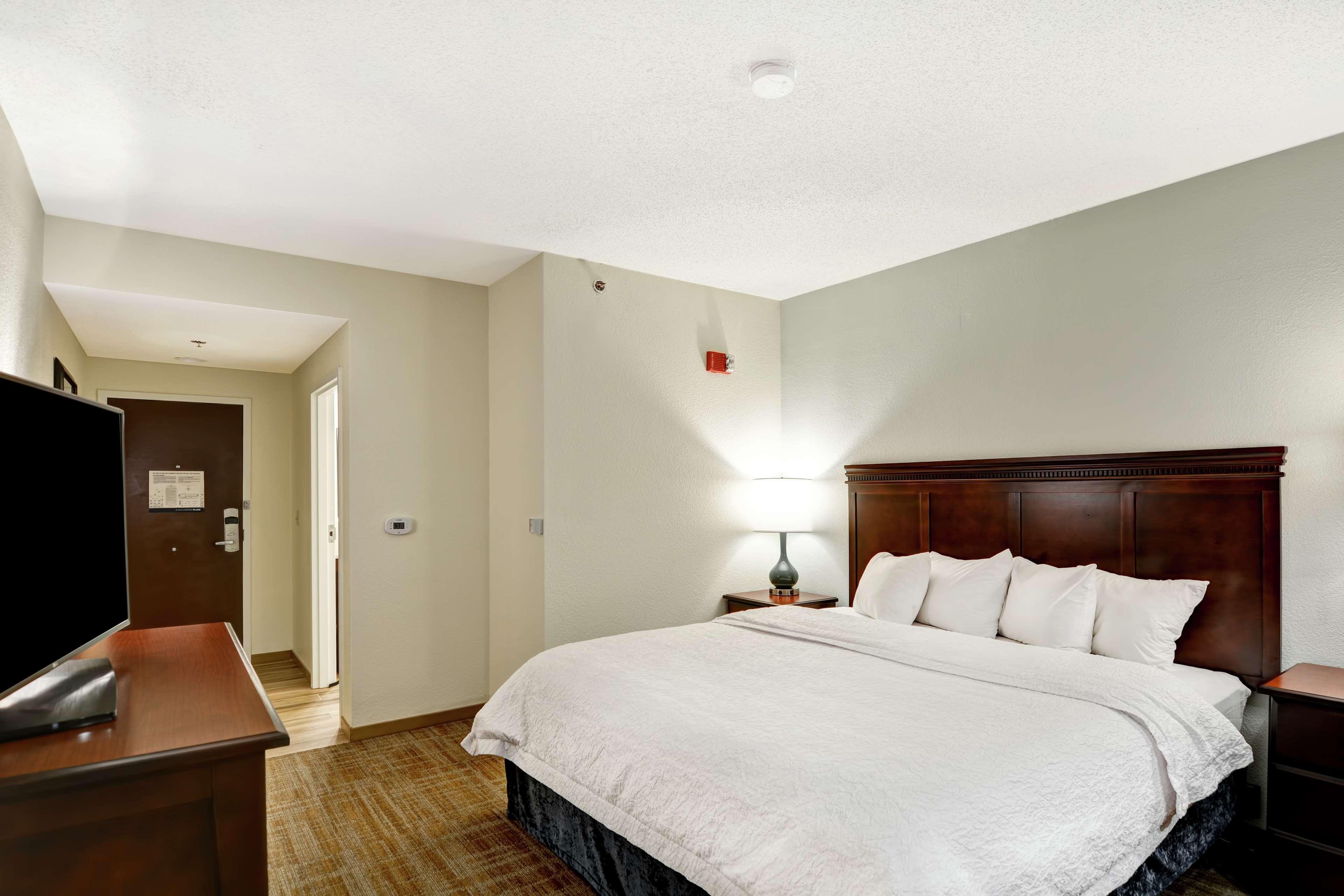 Hampton Inn Charlotte-Gastonia Bagian luar foto