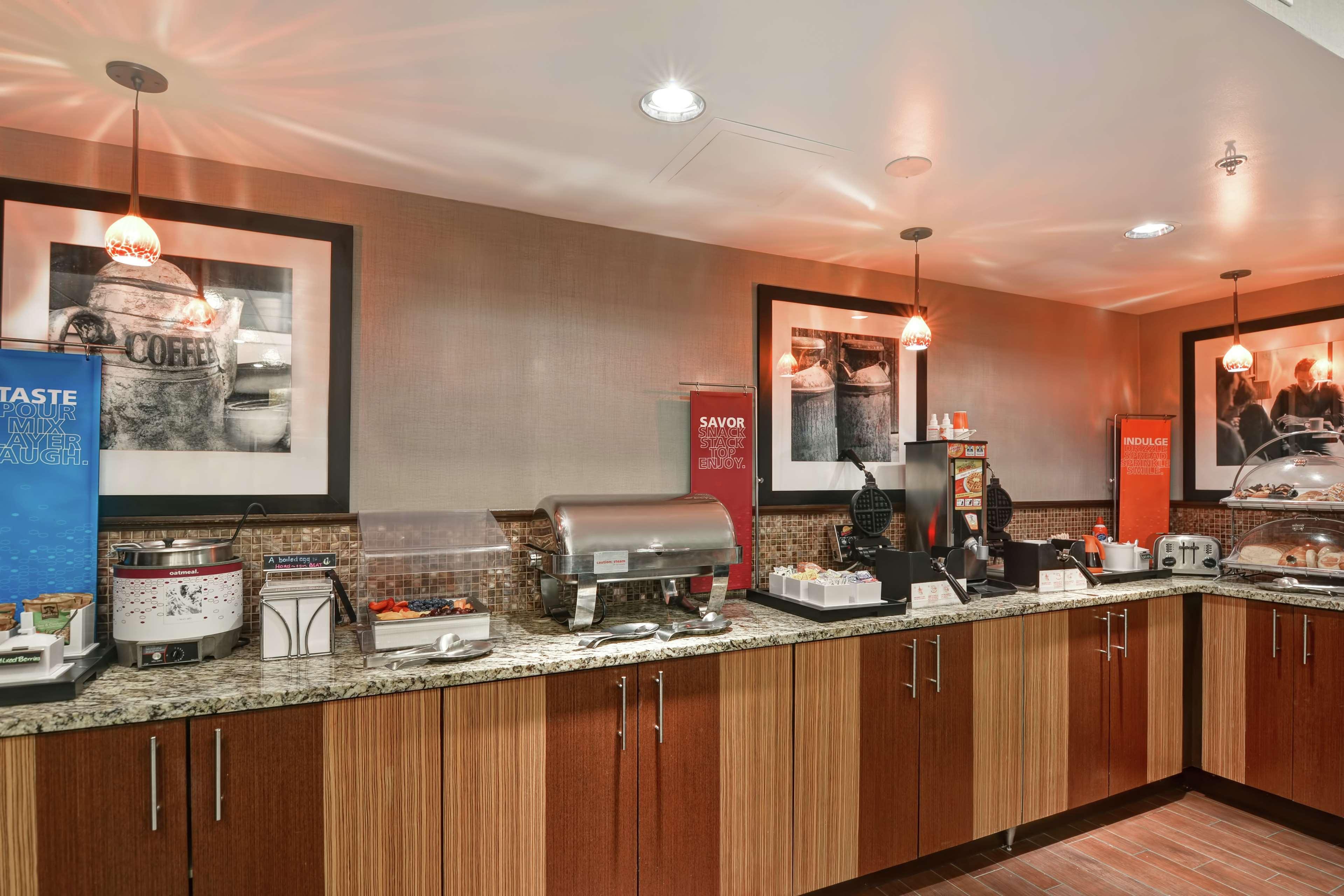 Hampton Inn Charlotte-Gastonia Bagian luar foto