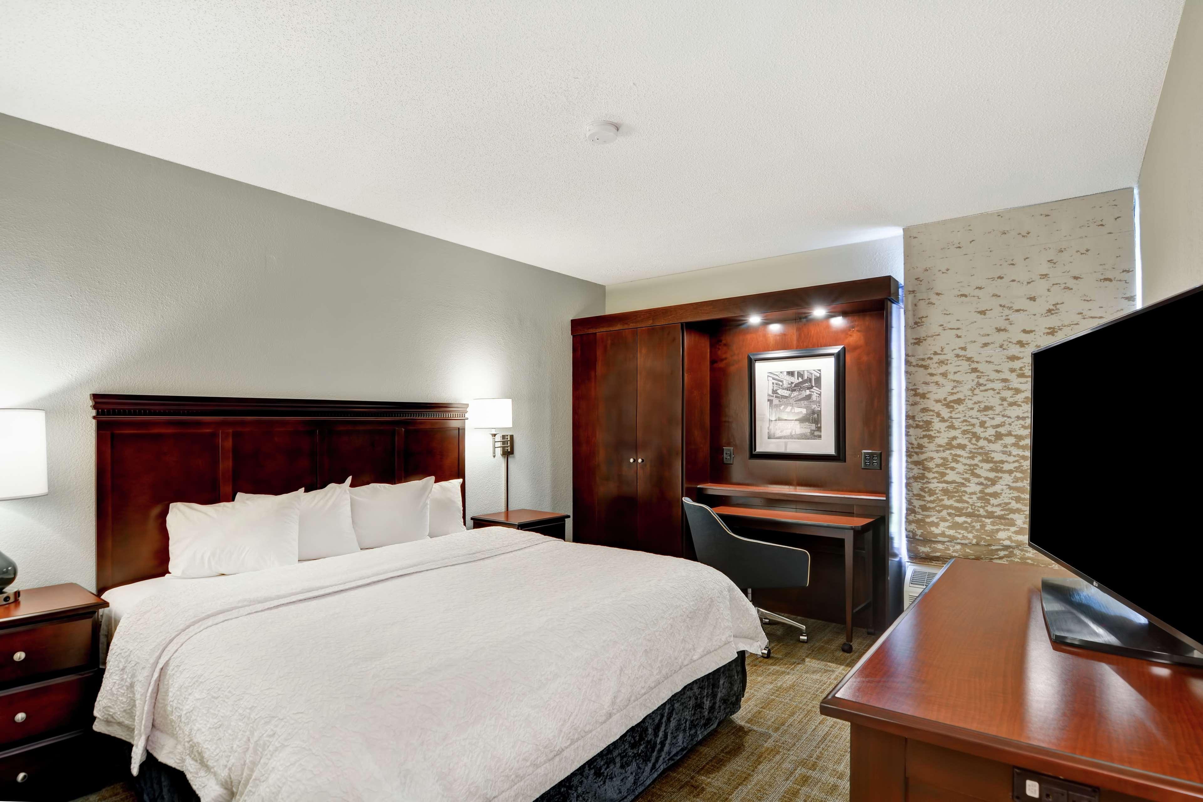 Hampton Inn Charlotte-Gastonia Bagian luar foto