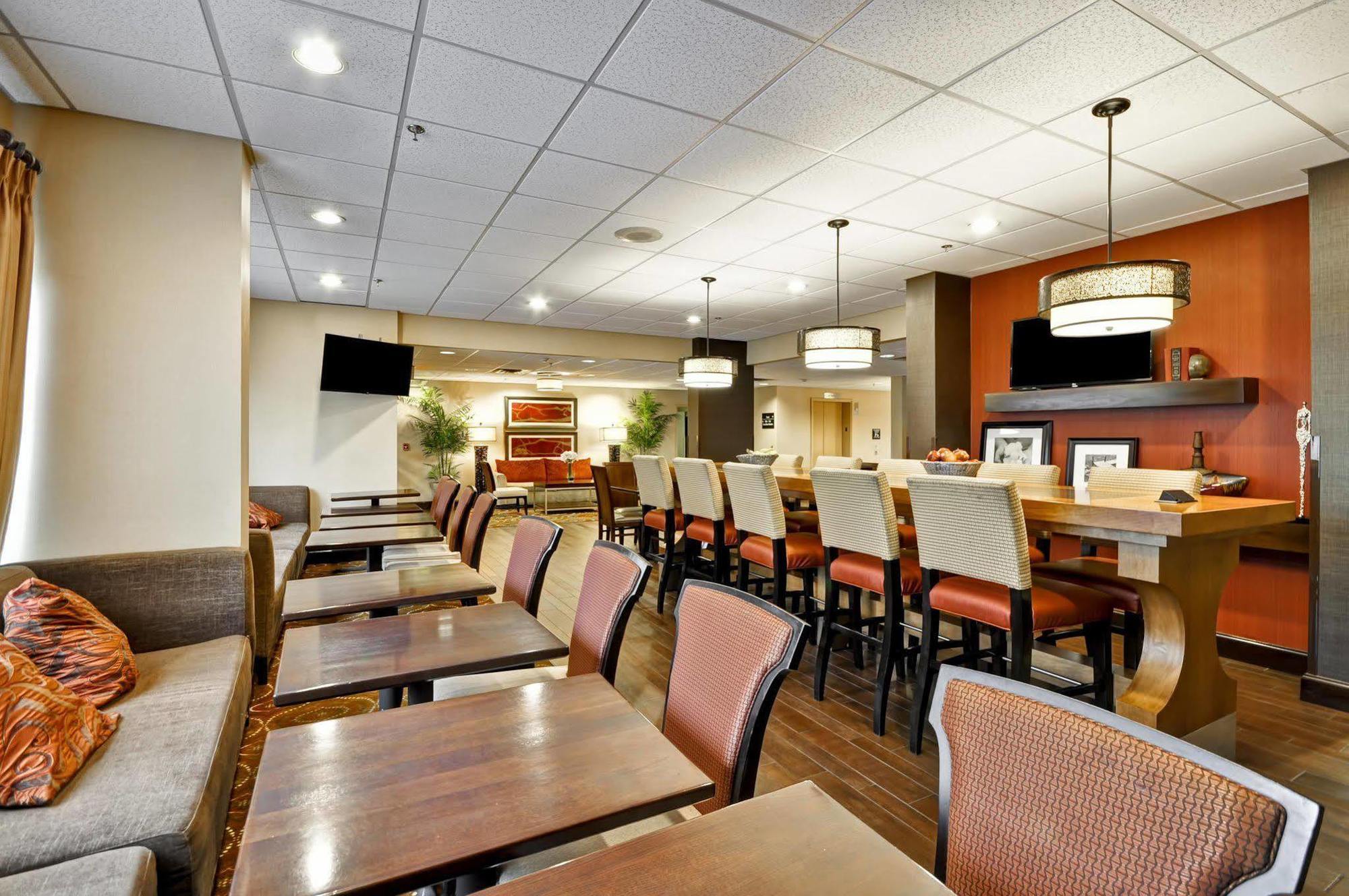 Hampton Inn Charlotte-Gastonia Bagian luar foto